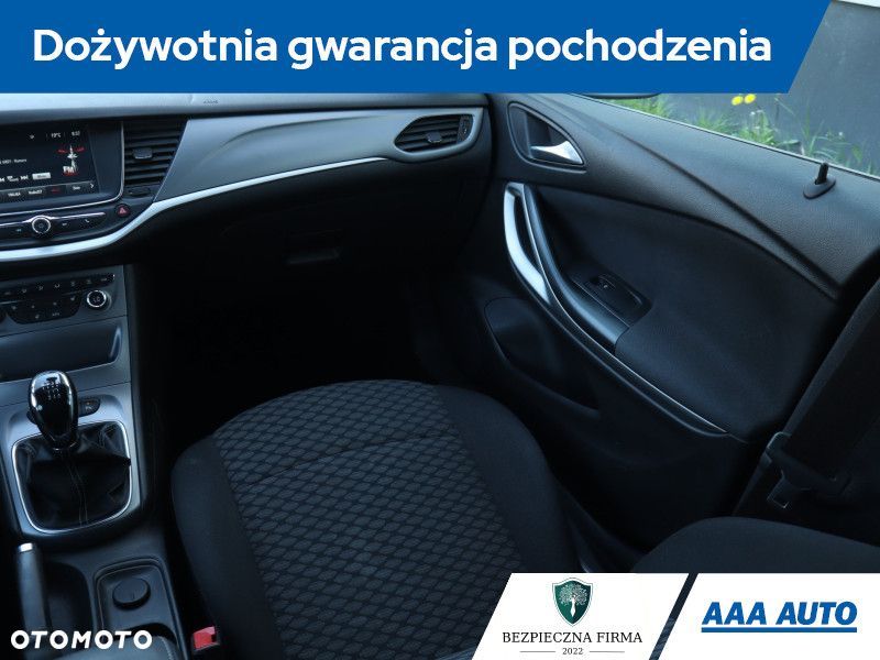 Opel Astra - 10