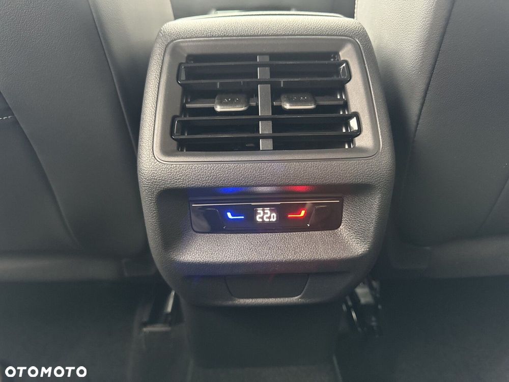 Volkswagen Tiguan - 24