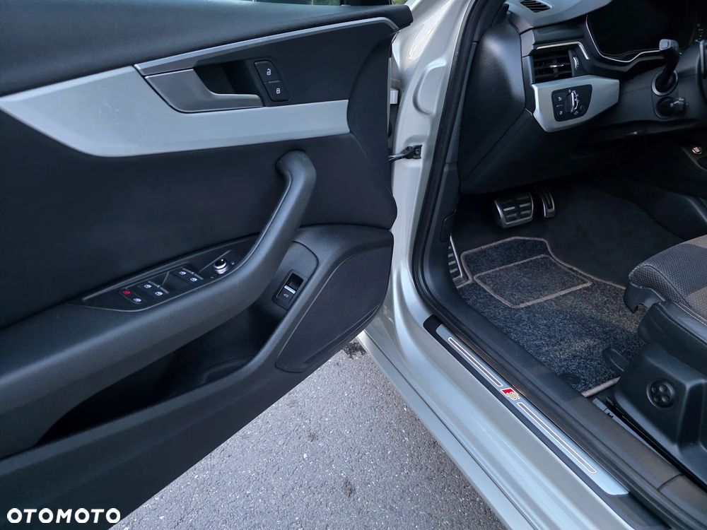 Audi A4 Avant 2.0 TDI DPF clean diesel quattro S tronic S line Sportpaket - 28