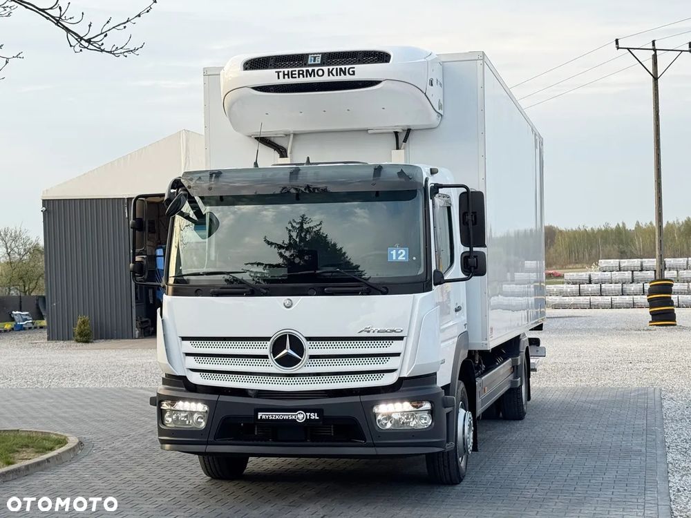 Mercedes-Benz ATEGO / DMC 11990 / CHŁODNIA THERMO KING T800R / IDEALNY STAN / Z NIEMIEC - 2