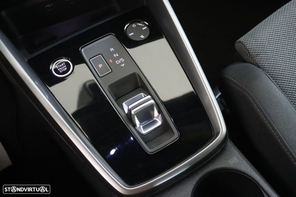 Audi A3 Limousine 30 TFSI S line S tronic - 34