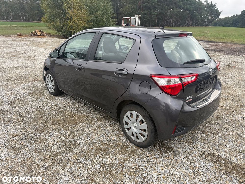 Toyota Yaris 2019 photo 3