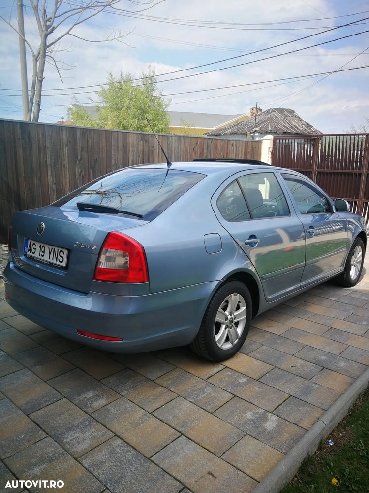 Skoda Octavia 1.6 TDI Business DSG - 3