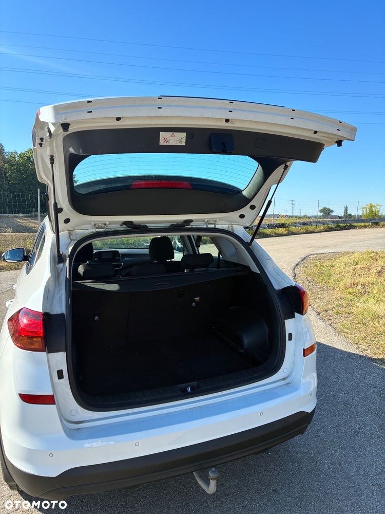 Hyundai Tucson - 8