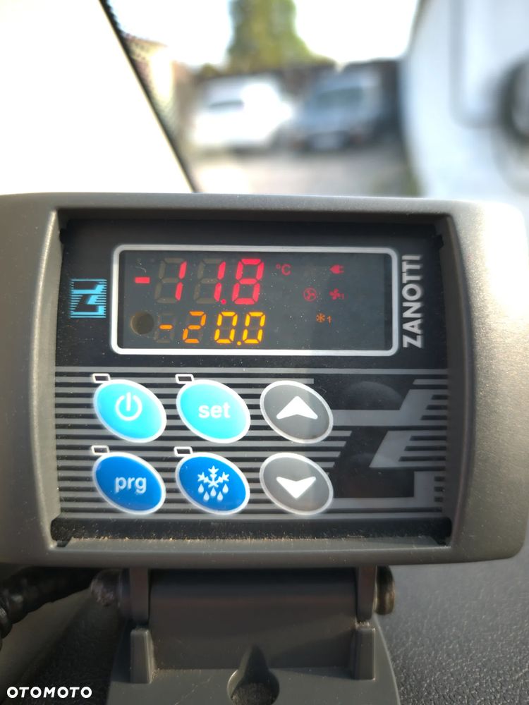Peugeot BOXER Chłodnia/Mroźnia Zanotti zer0 do -20 stopni,8 palet ,zasilanie 230V - 20