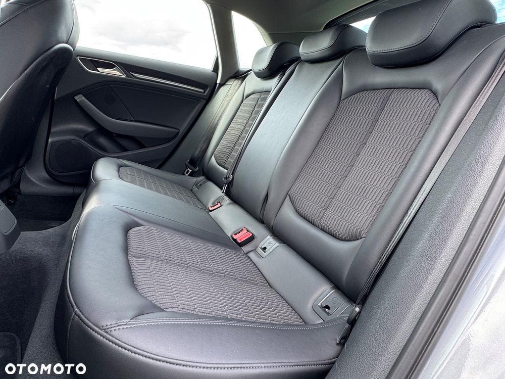 Audi A3 Sportback 1.4 TFSI cylinder on demand ultra Ambiente - 26