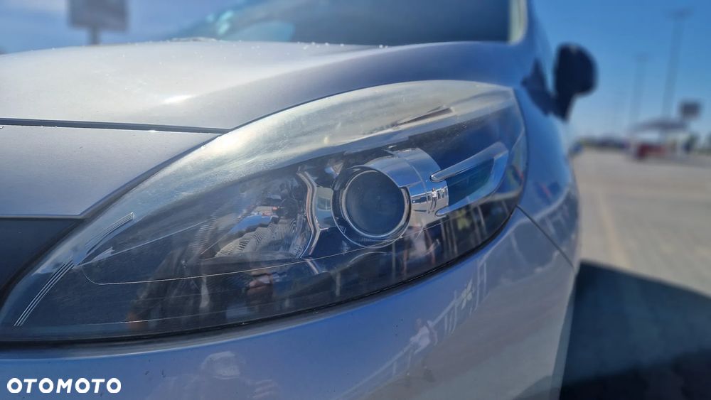 Renault Scenic 1.6 dCi Energy Bose Edition - 9