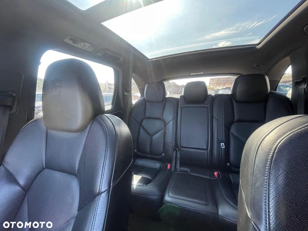 Porsche Cayenne Platinum Edition - 20