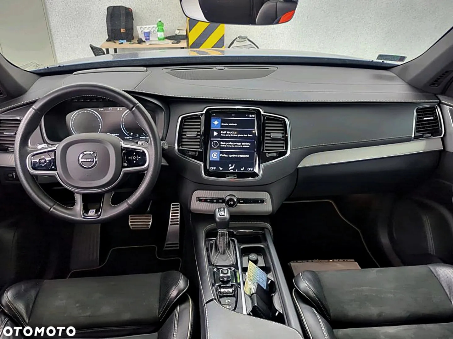 Volvo XC 60 D5 AWD R-Design - 8