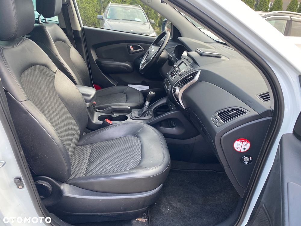 Hyundai ix35 2.0 Premium 2WD - 26