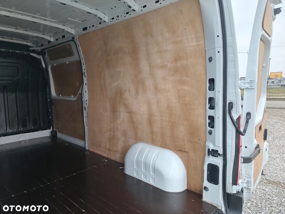 Opel Movano - 21