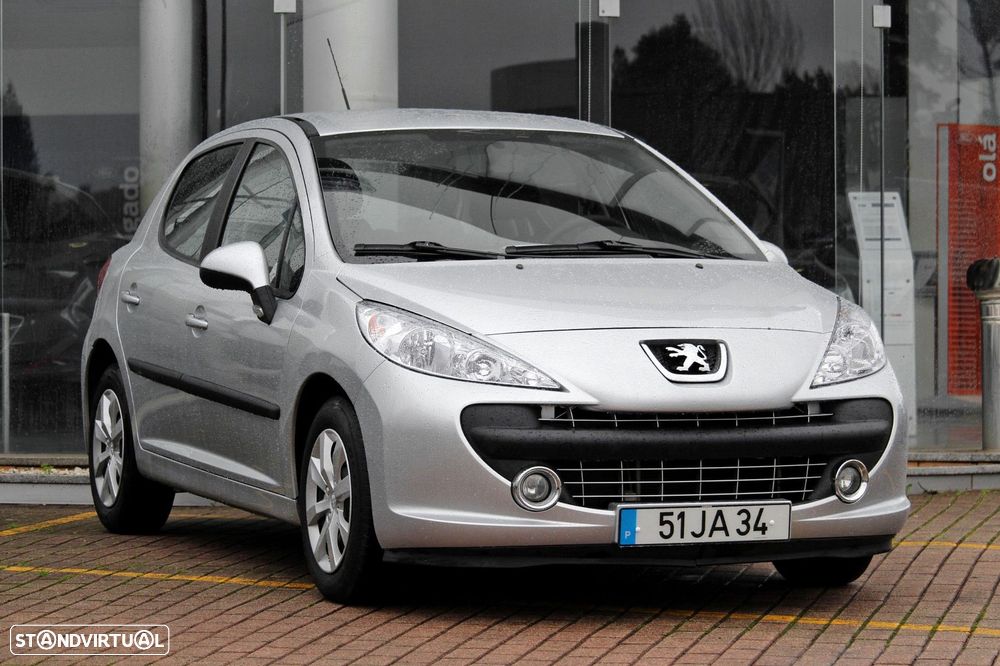 Peugeot 207 1.4 HDi Premium - 1