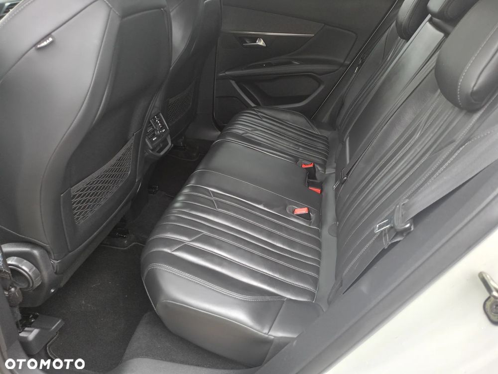 Peugeot 3008 BlueHDi 150 Stop & Start Allure - 17