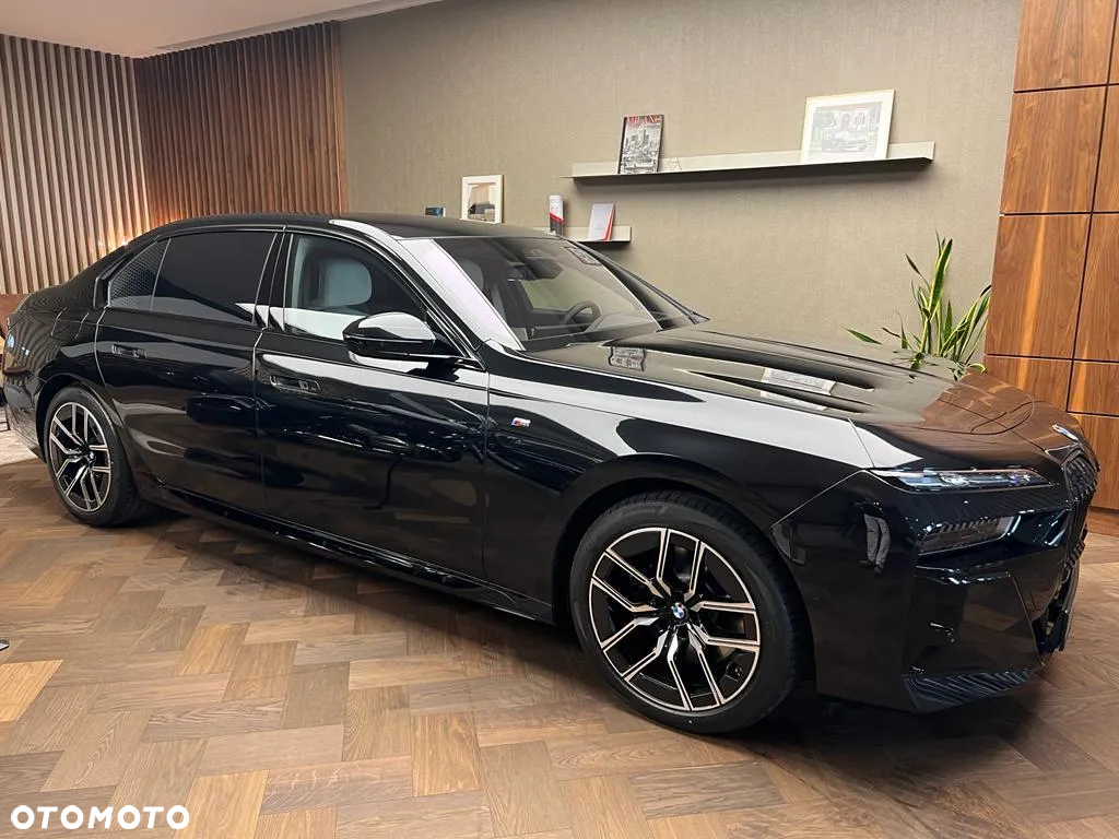 BMW Seria 7 - 2
