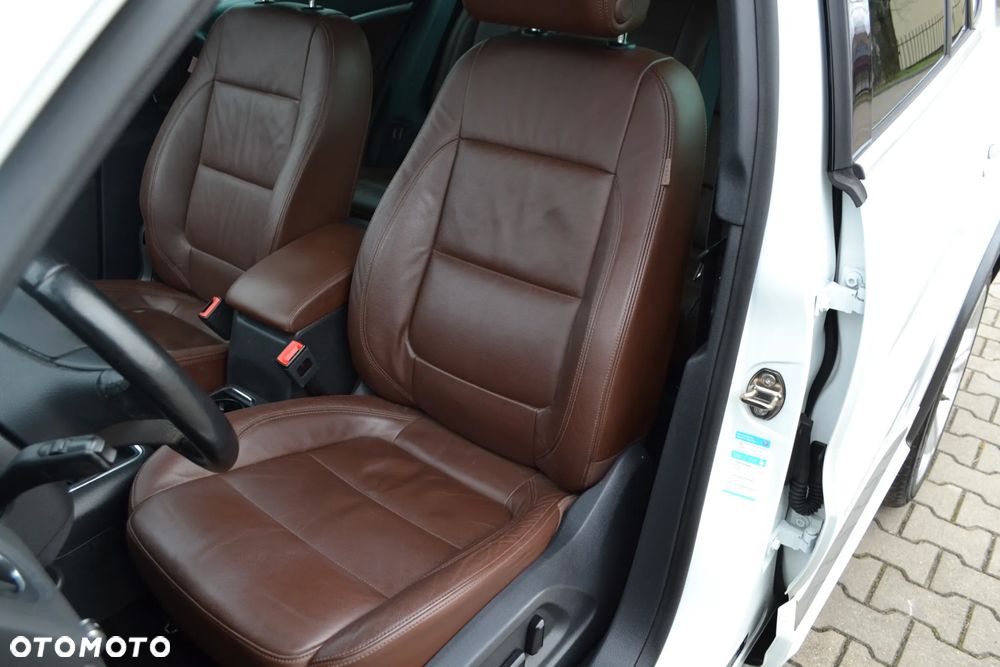 Volkswagen Tiguan 2.0 TDI Perfectline R-Style - 27