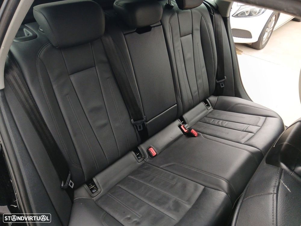 Audi A4 Avant 35 TDI S tronic - 14