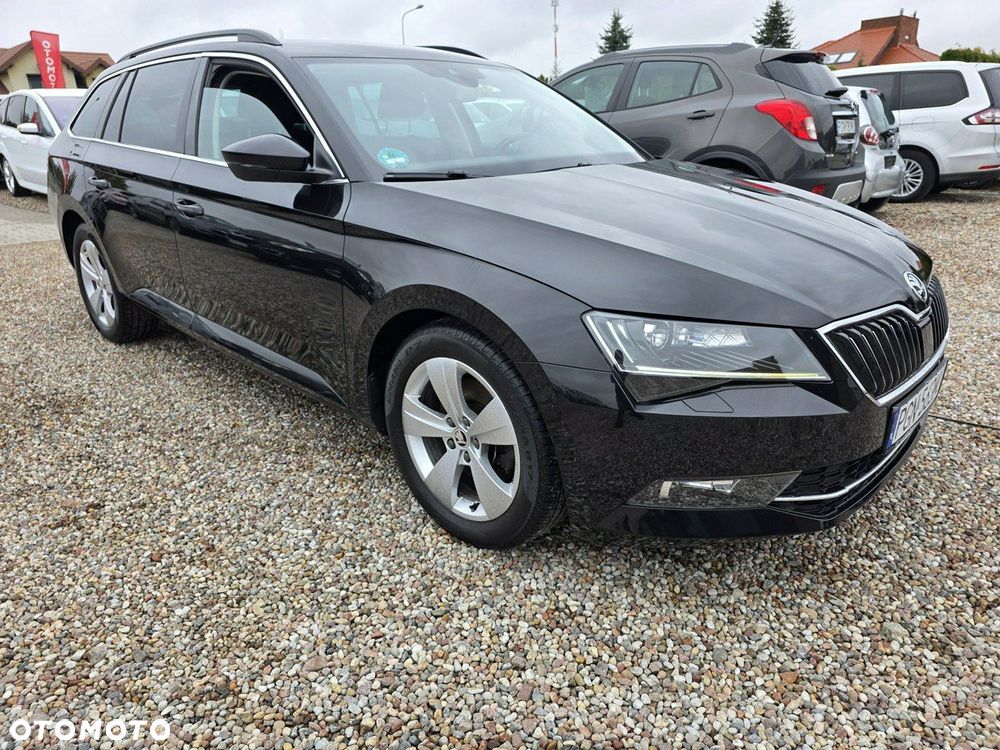 Skoda Superb 2.0 TDI SCR 4x4 Ambition DSG - 23