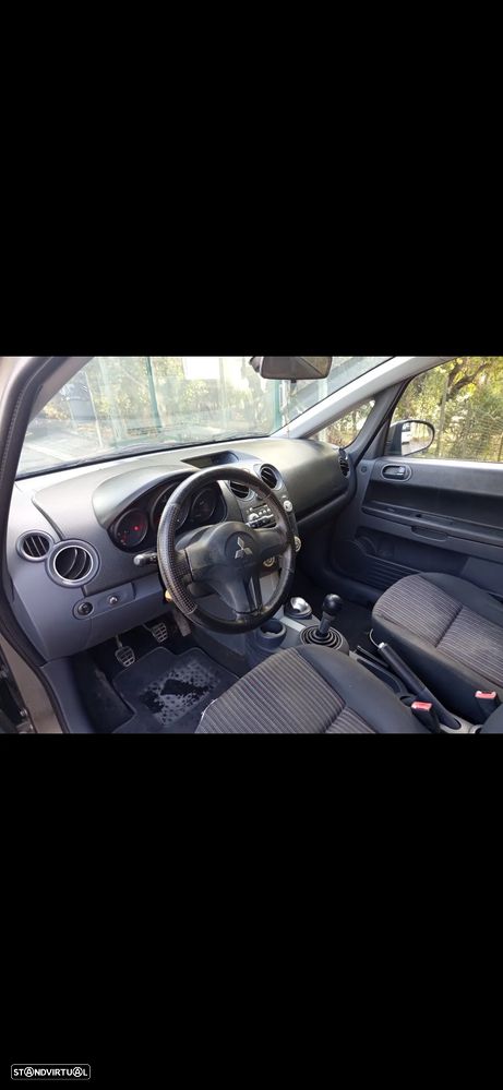 Mitsubishi Colt 1.5 DI-D Insport - 10