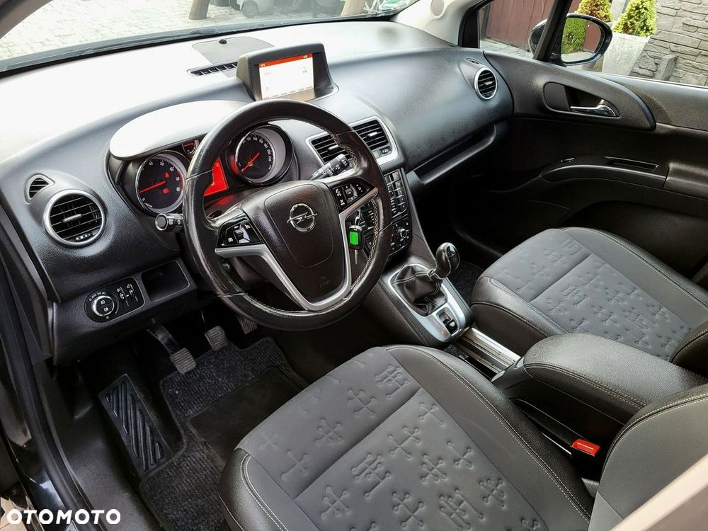 Opel Meriva - 9