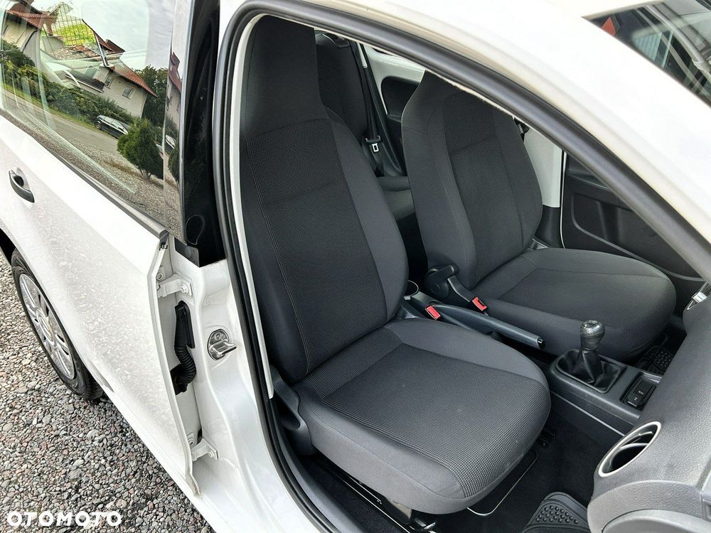 Volkswagen up! 1.0 street EU6 - 25