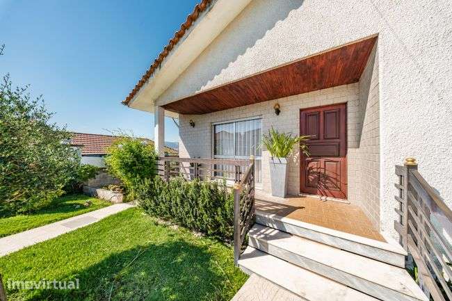 Moradia T4 à venda em Vila Nova de Famalicão - Grande imagem: 2/29