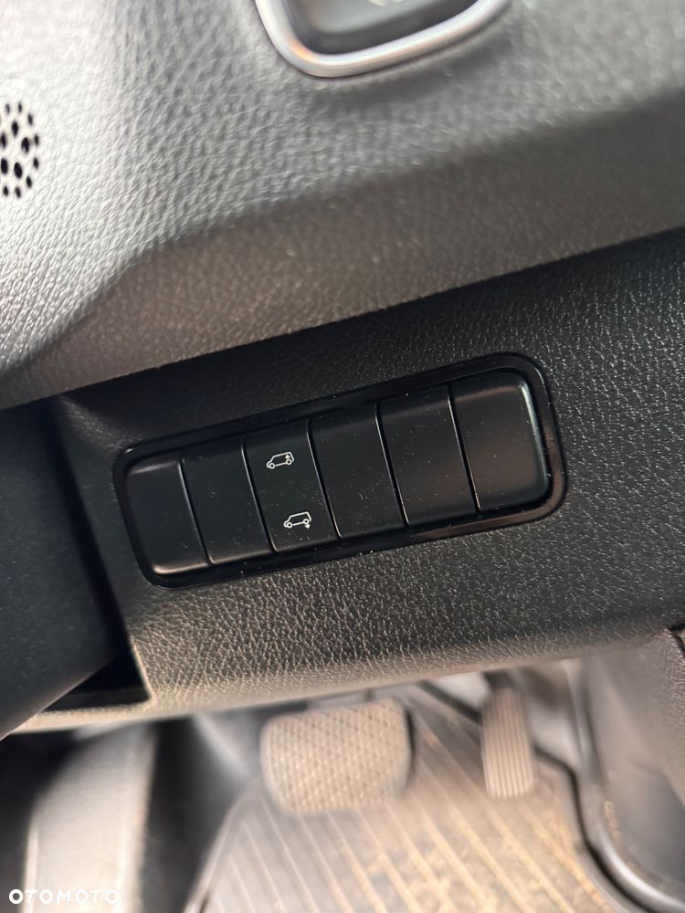 Mercedes-Benz Sprinter - 5