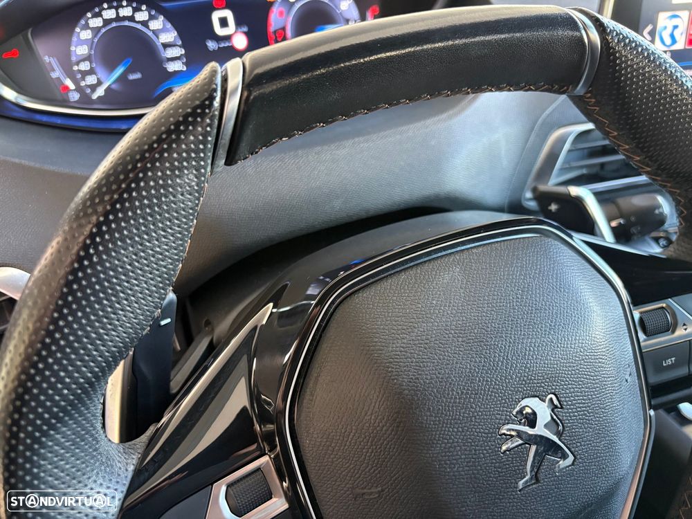 Peugeot 3008 1.2 PureTech GT Line EAT8 - 17