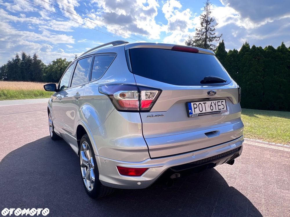 Ford Kuga 2.0 TDCi AWD ST-Line - 12