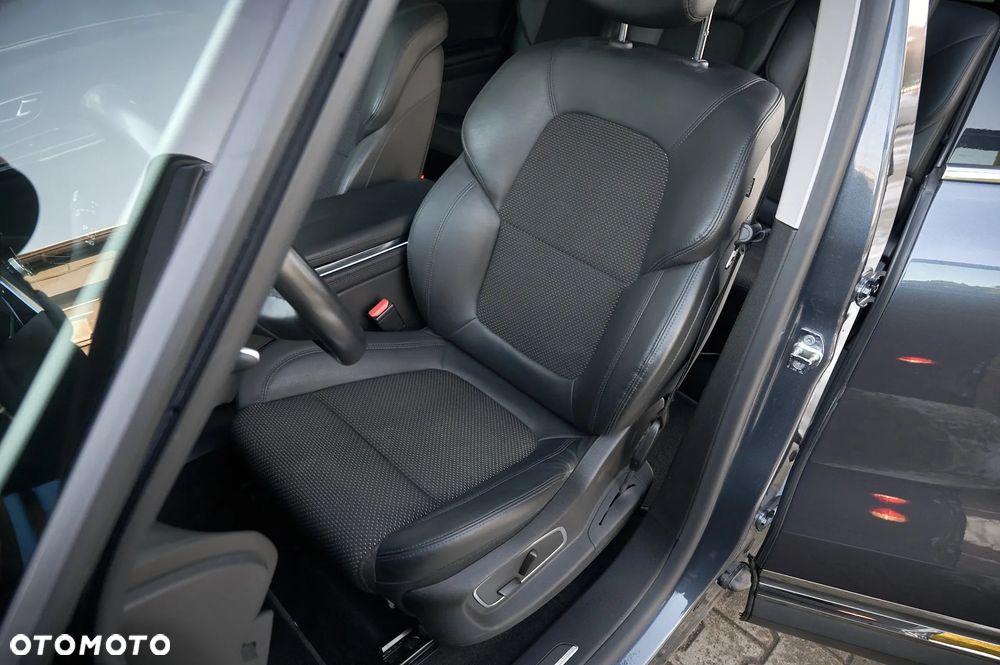 Renault Espace BLUE dCi 160 EDC BUSINESS EDITION - 15