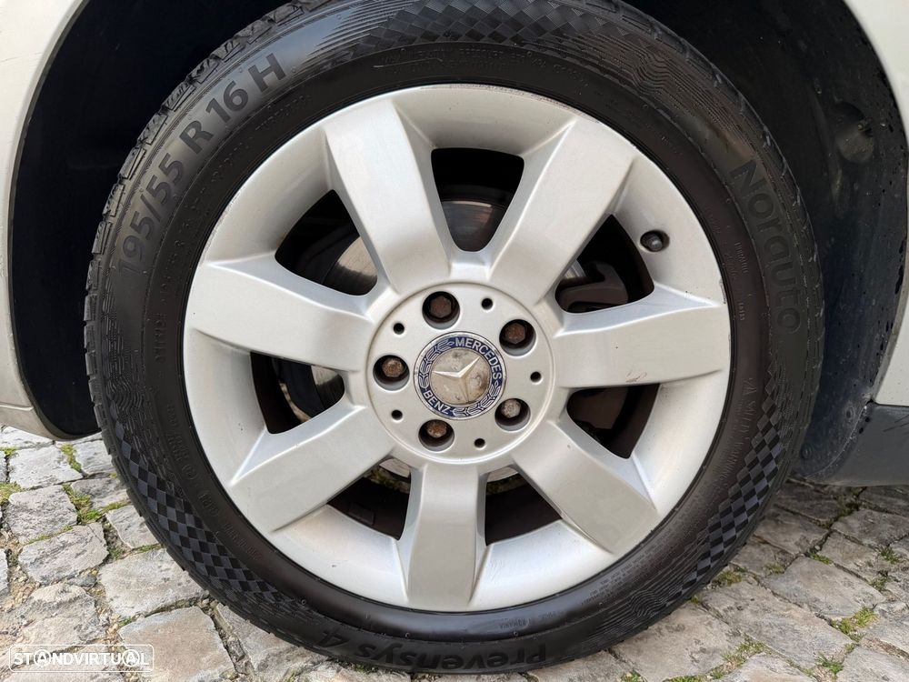 Mercedes-Benz A 150 Classic - 13