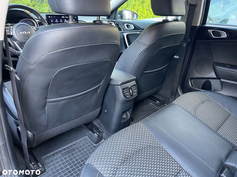 Kia Ceed 1.5 T-GDI L Business Line DCT - 13