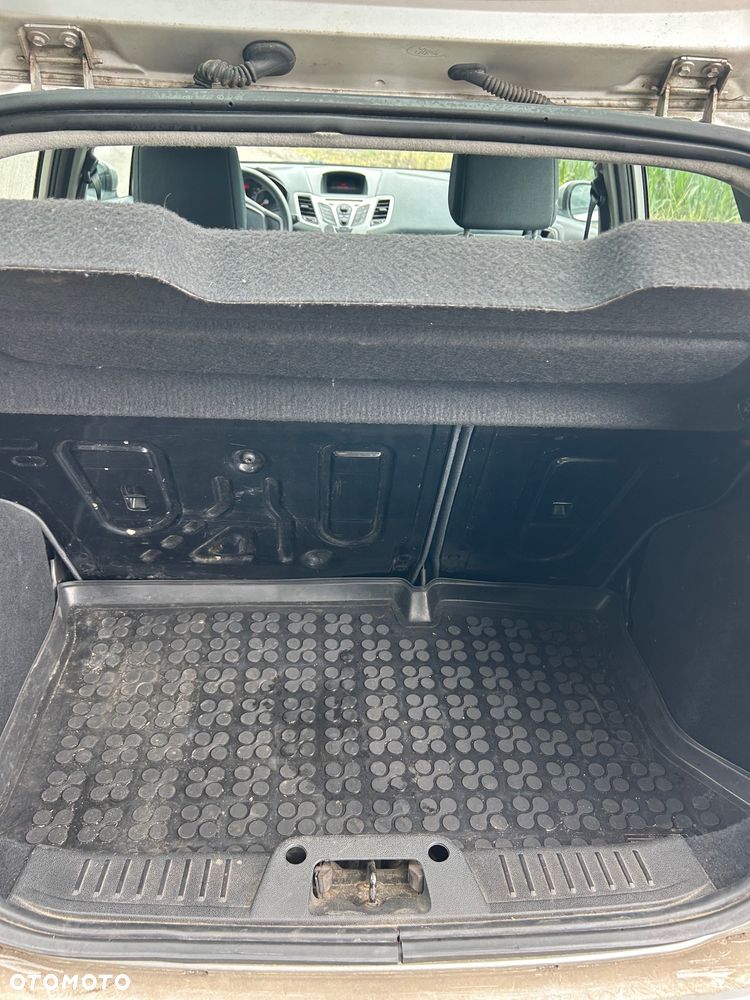 Ford Fiesta 1.25 Gold X - 14