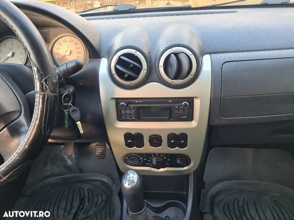 Dacia Logan 1.5 75CP Laureate - 8