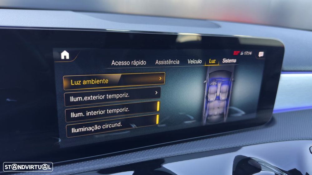 Mercedes-Benz A 250 Limousine e 8G-DCT AMG Line - 28