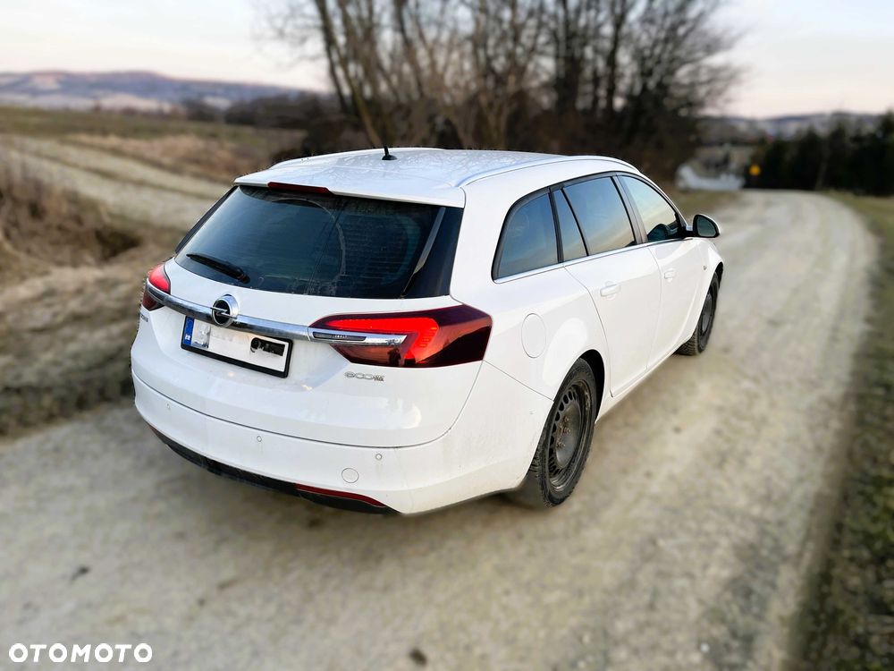 Opel Insignia - 1