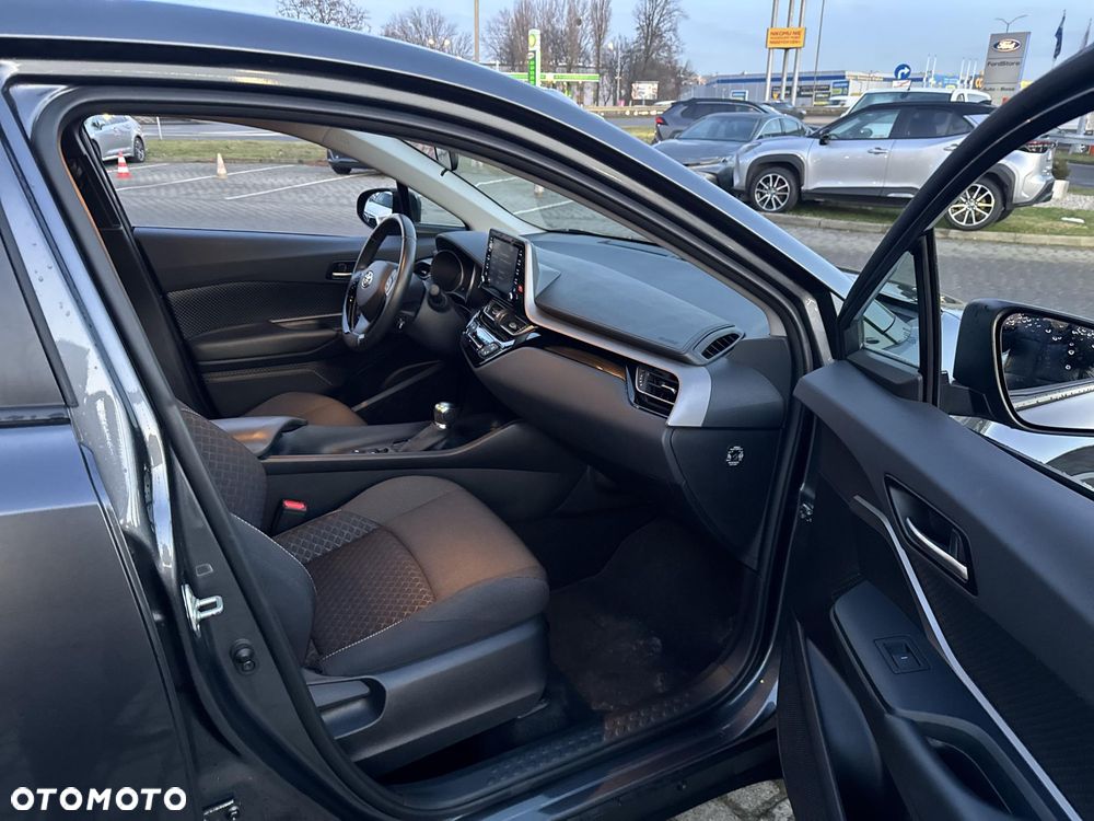 Toyota C-HR 1.8 Hybrid GPF Comfort - 26