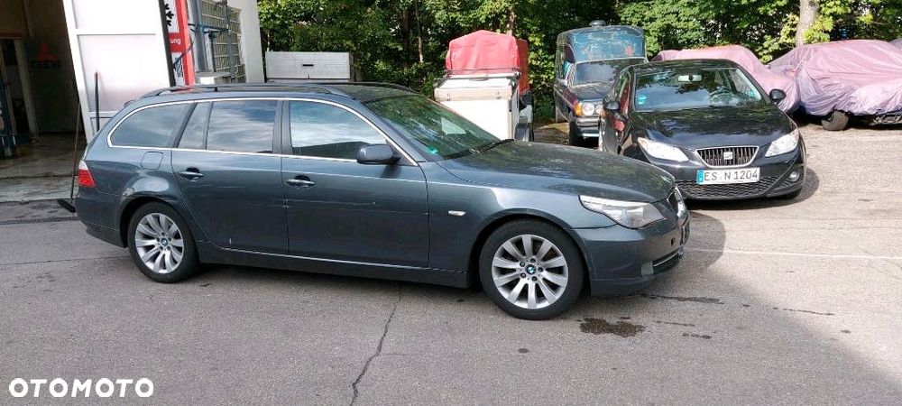 BMW Seria 5 530d Edition Sport - 12