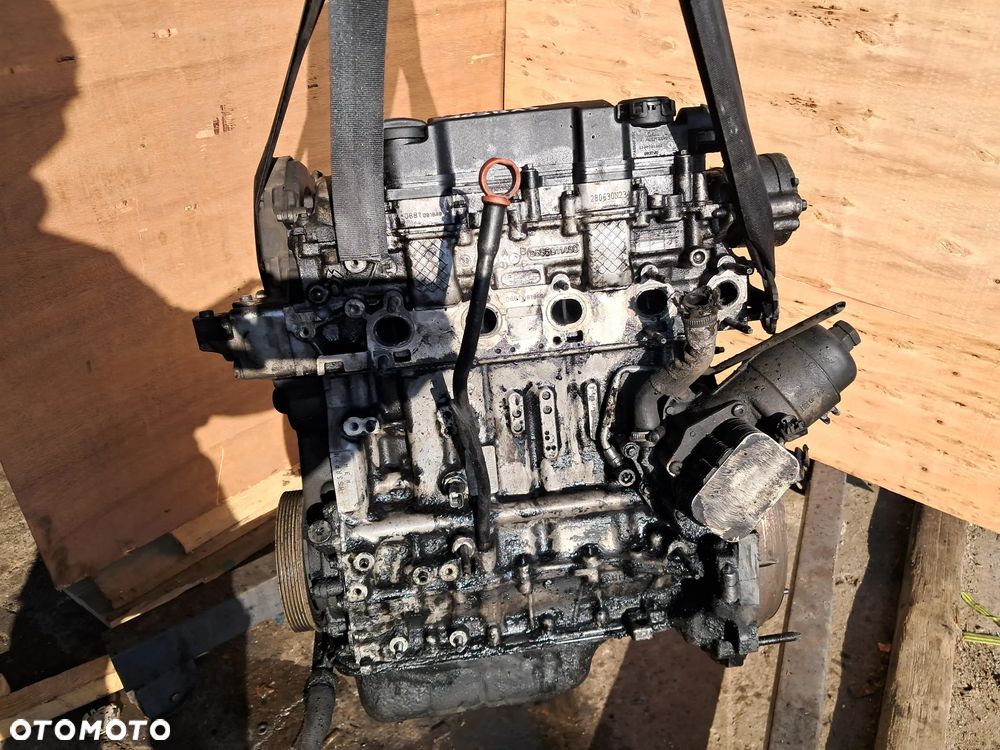 Citroen C4 Grand Picasso 1.6 Diesel Silnik słupek 10JABJ - 1