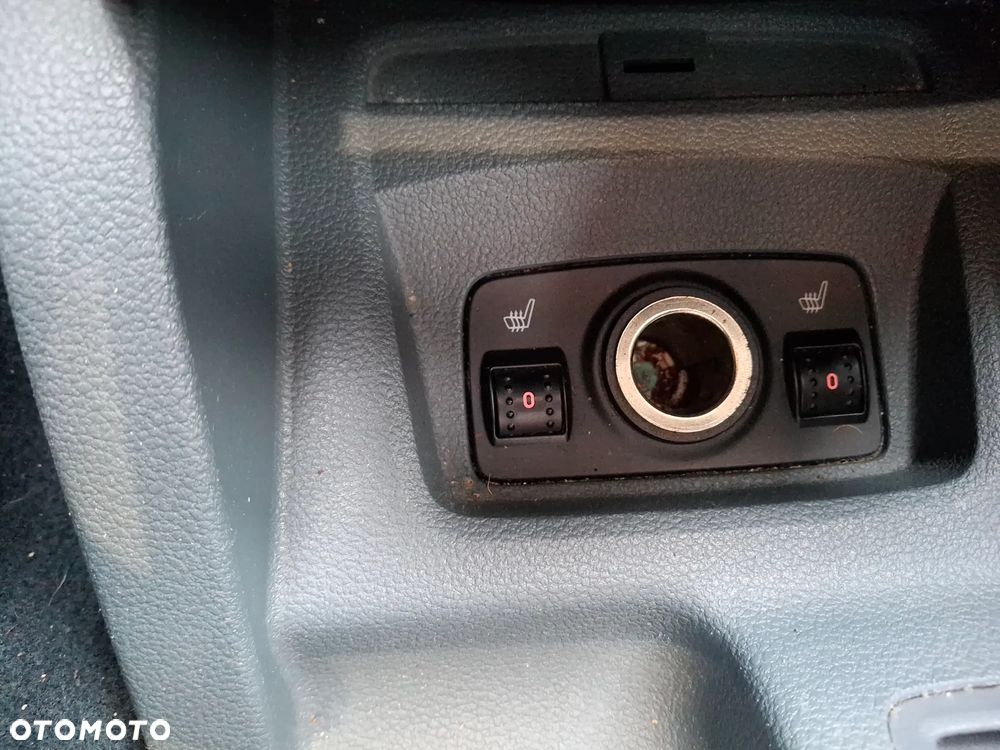 Ford C-MAX 1.6 TDCi Edition - 23