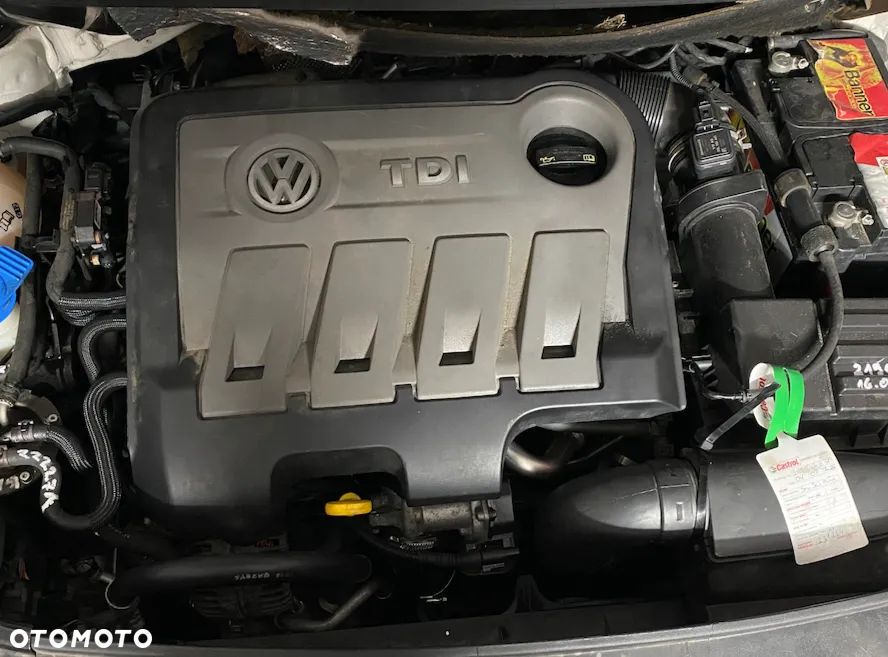Volkswagen Touran - 15