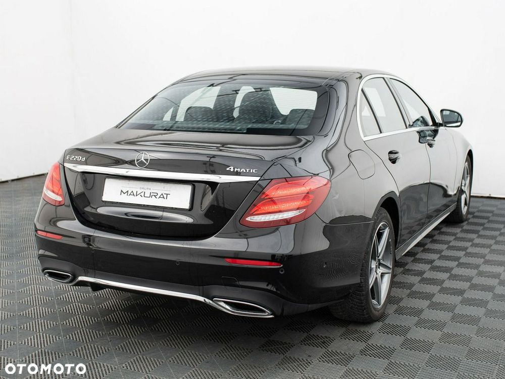 Mercedes-Benz Klasa E 220 d 4-Matic - 6