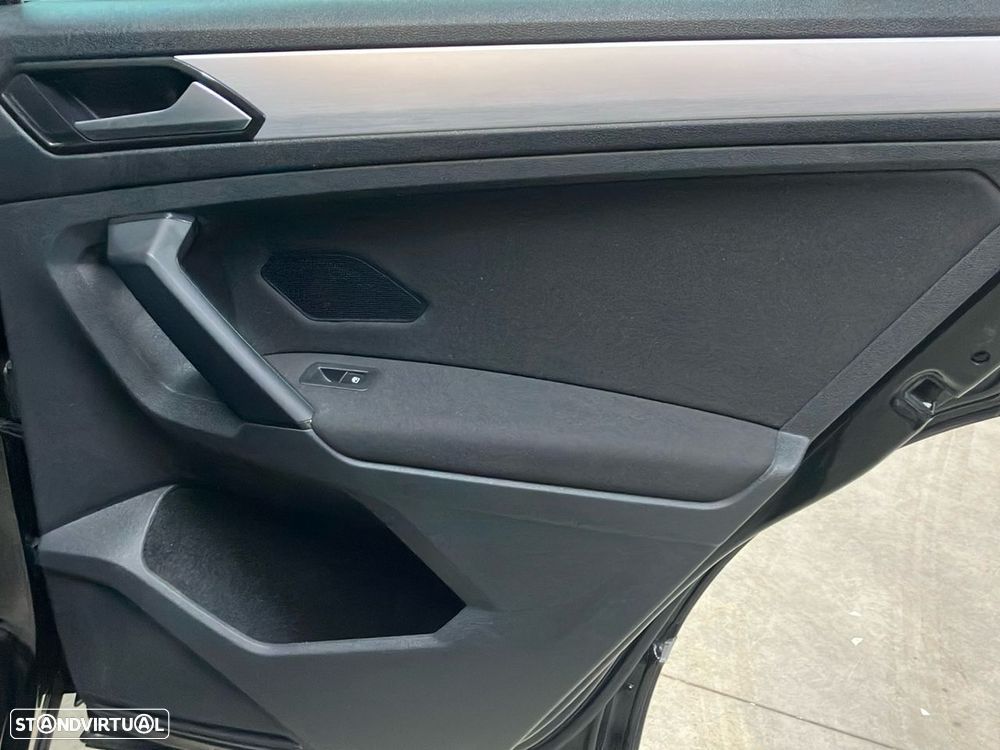 VW Tiguan - 24
