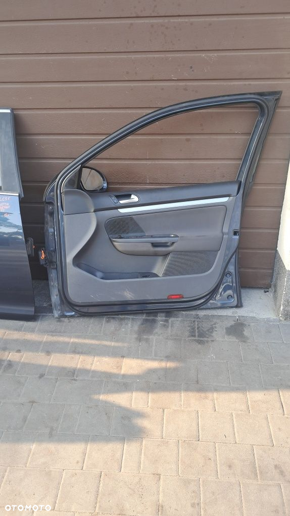 Drzwi prawe przednie VW Jetta V 08r LC5F - 8