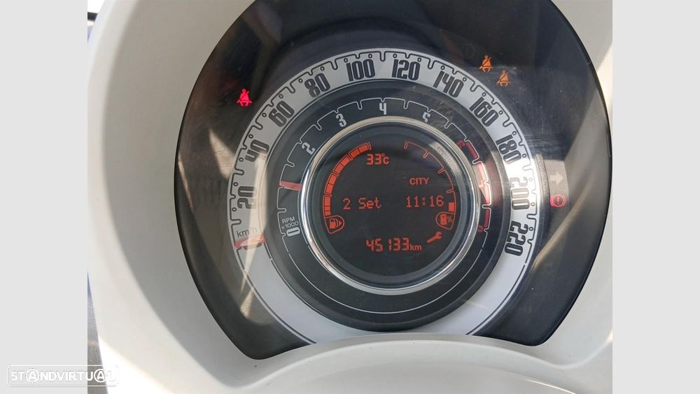 Fiat 500 1.0 Hybrid Club - 14