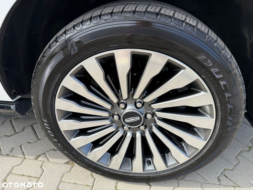 Lincoln Navigator - 11