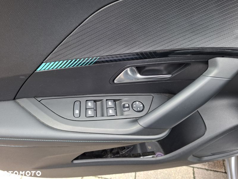 Peugeot 2008 1.5 BlueHDi Allure Pack S&S EAT8 - 20