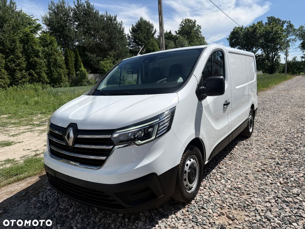 Renault Trafic - 16