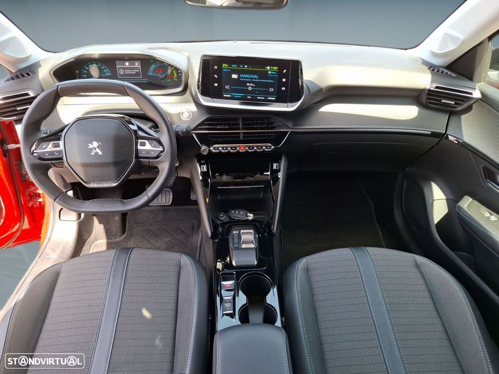 Peugeot e-208 50 kWh Allure — fotografia 12