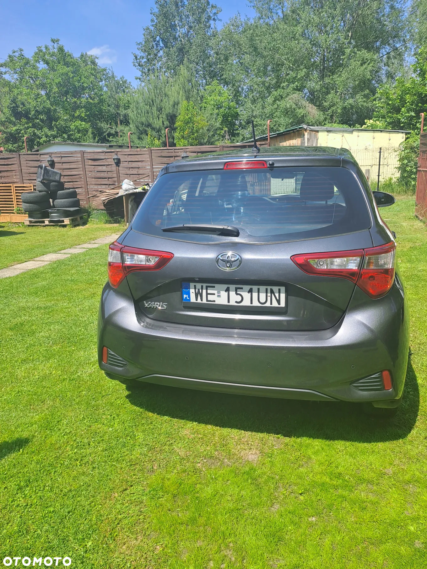 Toyota Yaris - 12