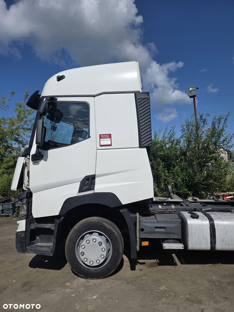 Renault GAMA T 460 powypadkowy odpala - 4